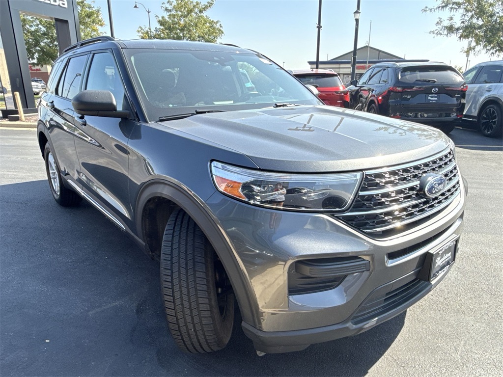 2020 Ford Explorer XLT photo 4