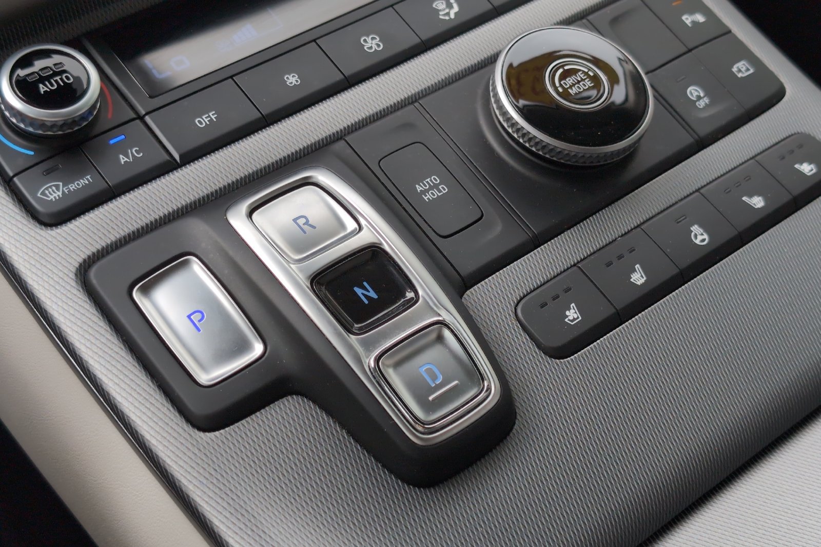 2023 Hyundai Palisade Limited photo 19