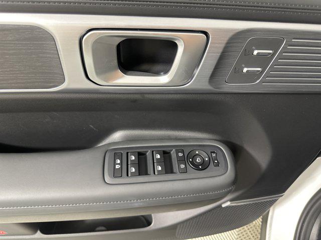 2026 Hyundai Santa Fe Limited photo 9