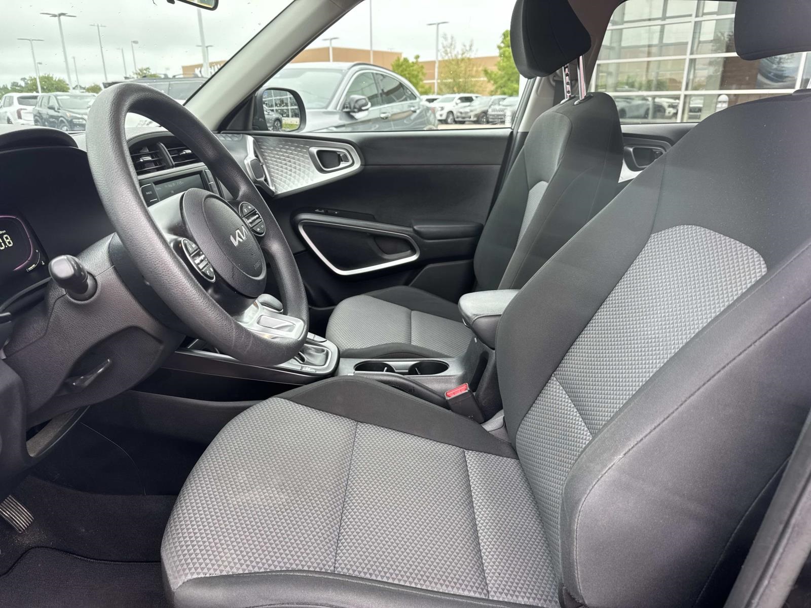 2023 Kia Soul LX photo 14