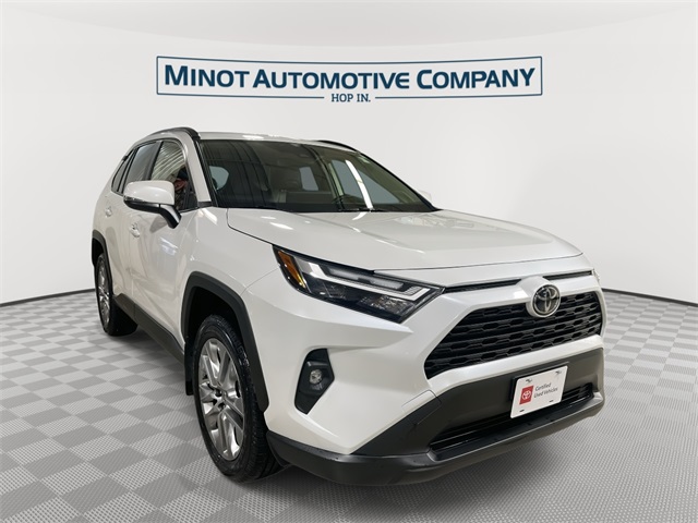 2023 Toyota RAV4 XLE Premium's photo