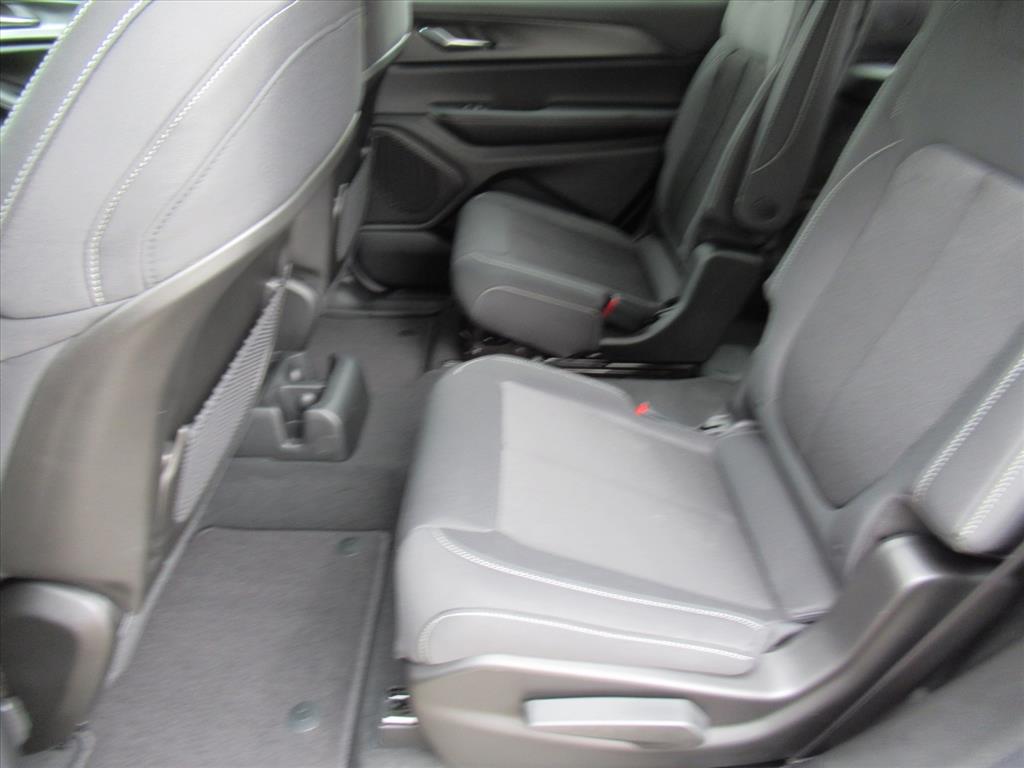 2025 Jeep Grand Cherokee Altitude X photo 27