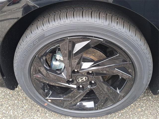 2026 Hyundai Elantra SEL Sport photo 4