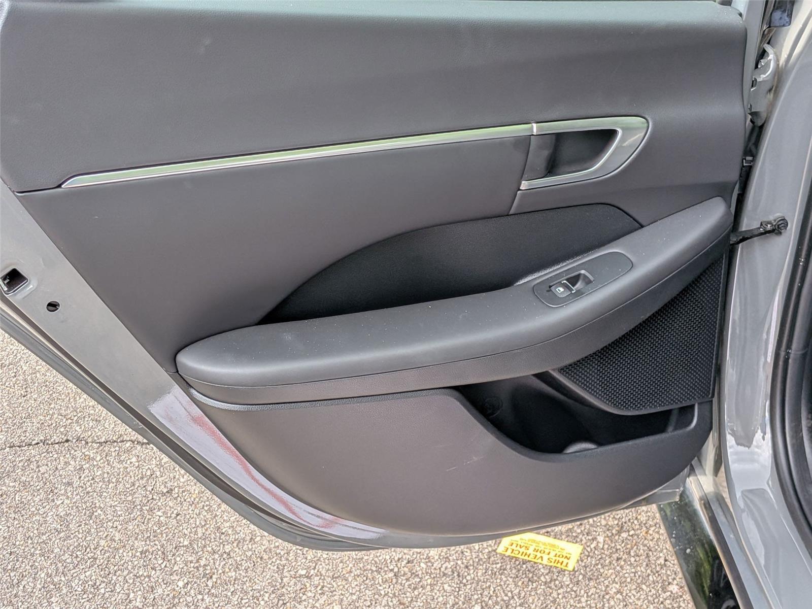 2022 Hyundai Sonata SEL photo 27