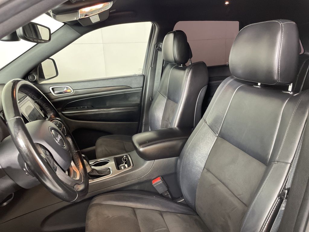 2020 Jeep Grand Cherokee Altitude photo 19