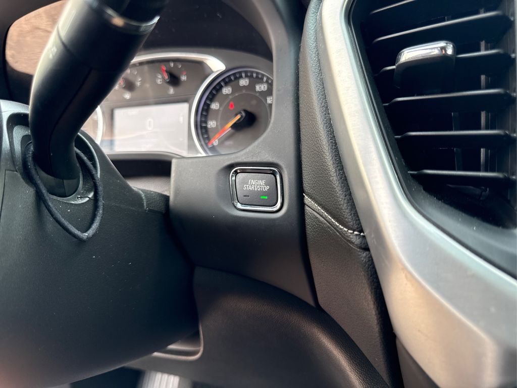 2023 Gmc Acadia SLE photo 31