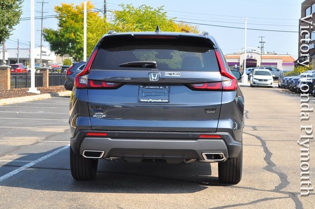 2026 Honda CR-V Hybrid Sport Touring photo 2