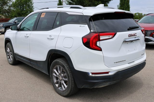 2024 Gmc Terrain SLT photo 3