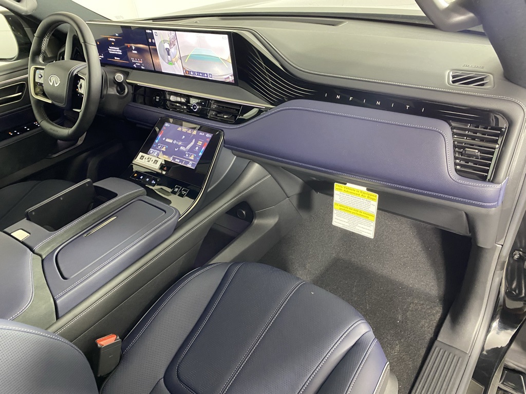 2026 Infiniti QX80 Sensory photo 32