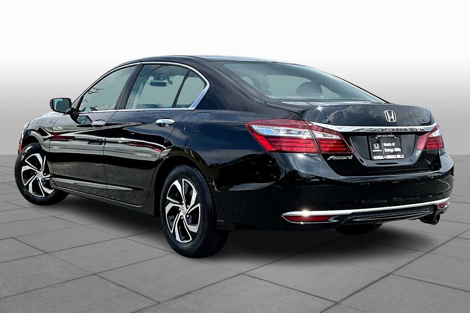 2016 Honda Accord LX photo 9