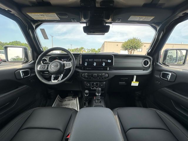 2025 Jeep Wrangler Sahara photo 2