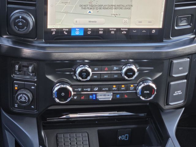 2026 Ford F-250 Lariat photo 14