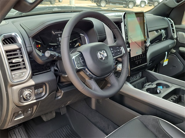 2025 Ram 1500 Laramie photo 17