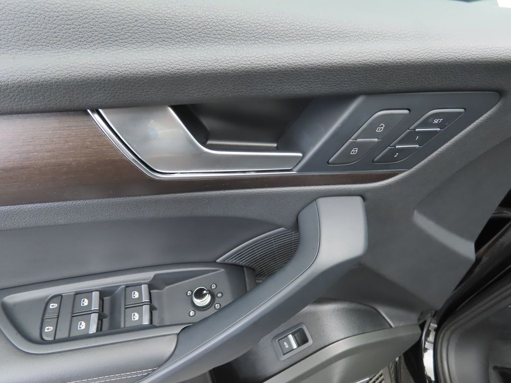 2023 Audi Q5 S line Premium Plus photo 22
