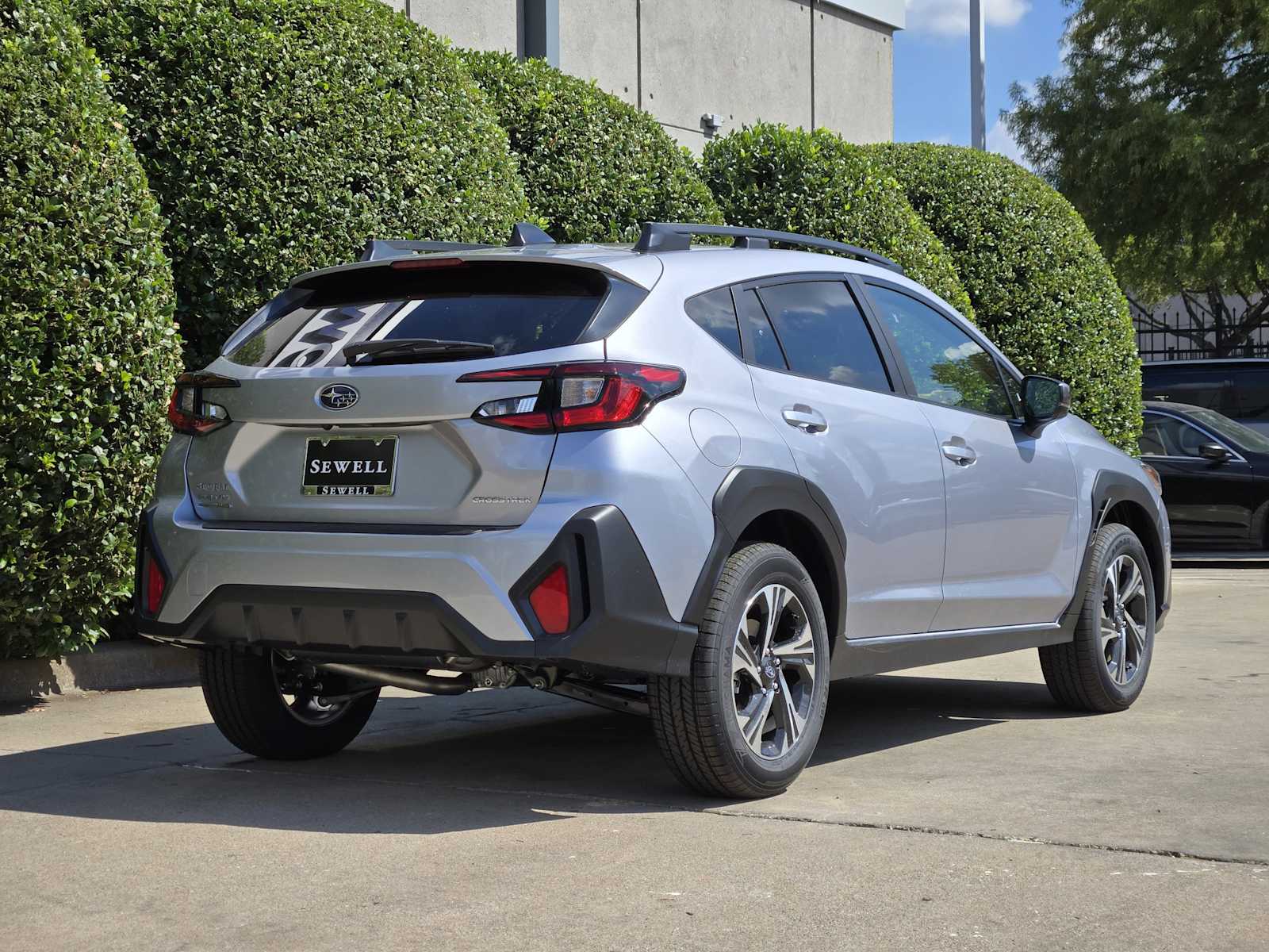 2025 Subaru Crosstrek Premium photo 3