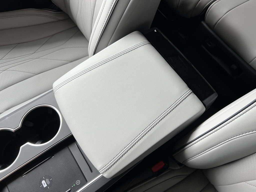 2026 Acura MDX Advance SH-AWD photo 23
