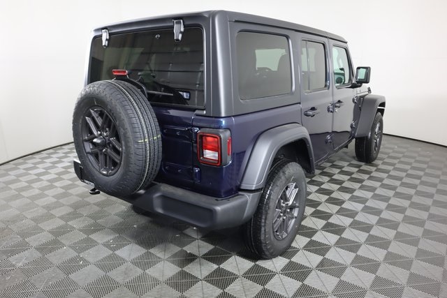 2025 Jeep Wrangler Sport S photo 4