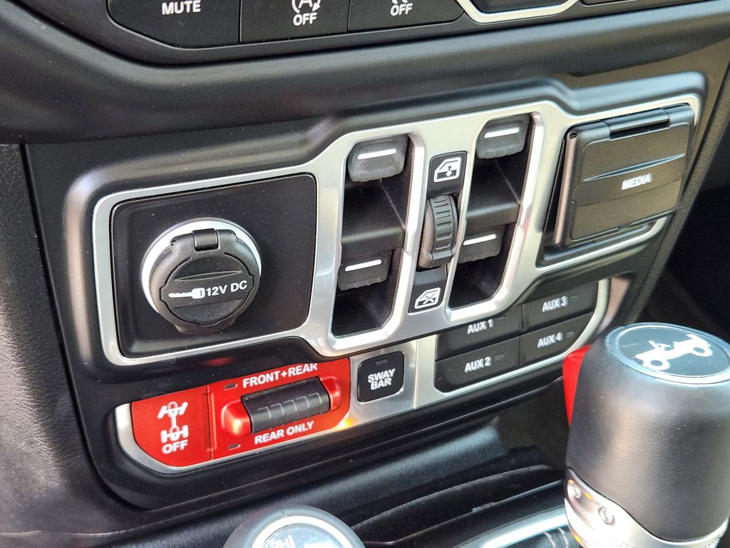 2018 Jeep Wrangler Unlimited Rubicon photo 16