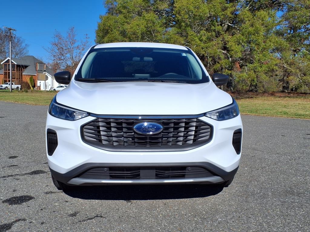 2025 Ford Escape Active photo 2