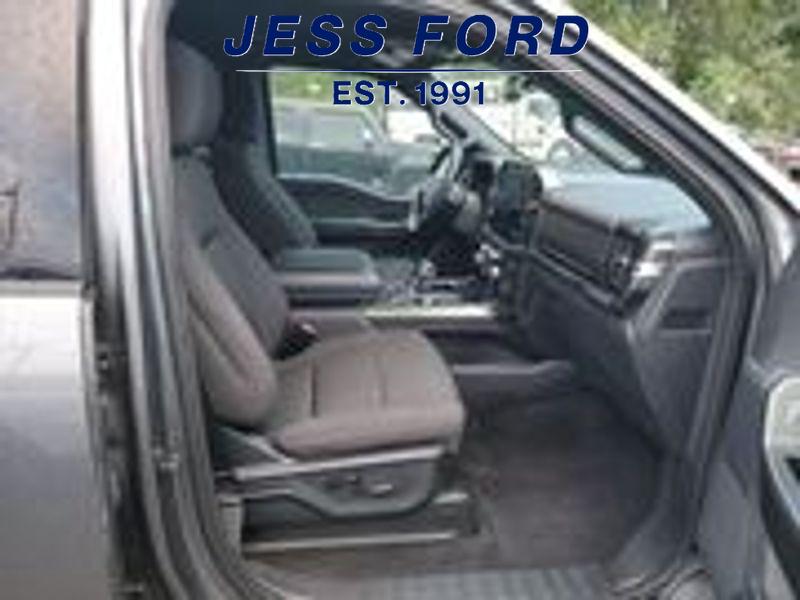 2023 Ford F-150 XLT photo 4