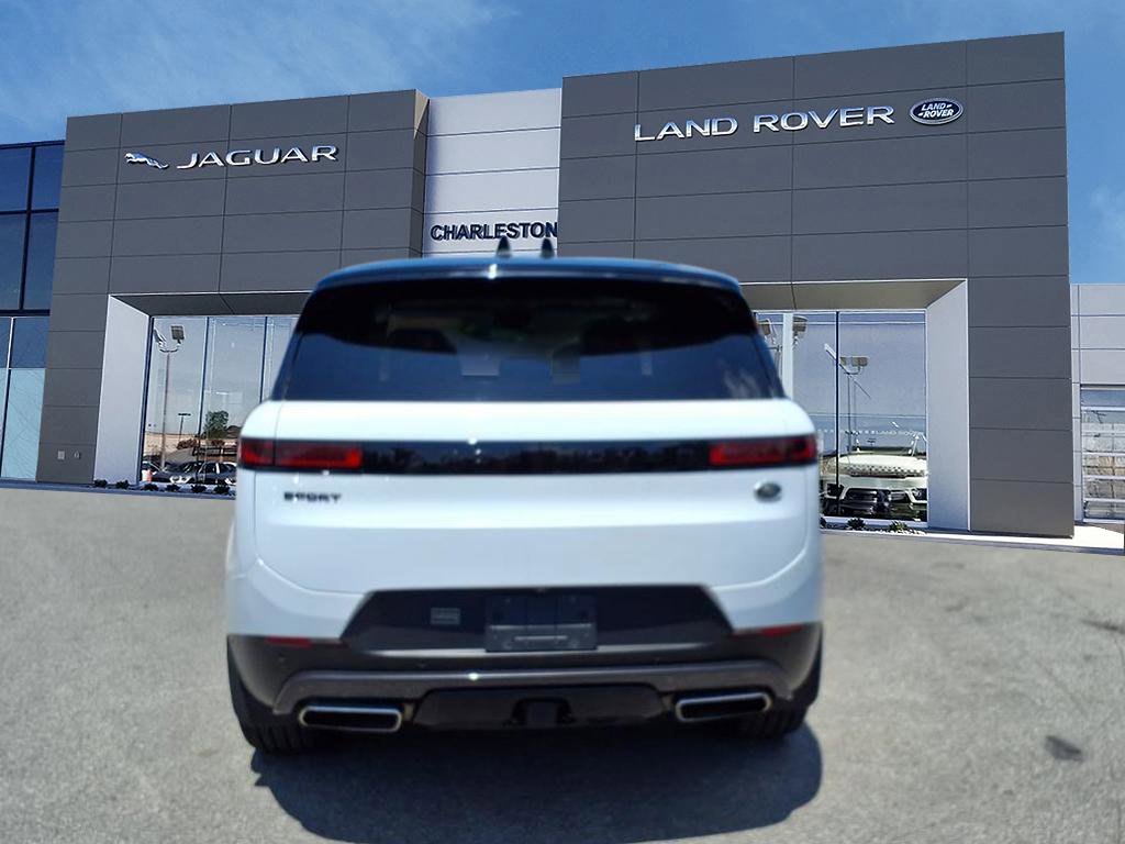 2023 Land Rover Range Rover Sport SE photo 4
