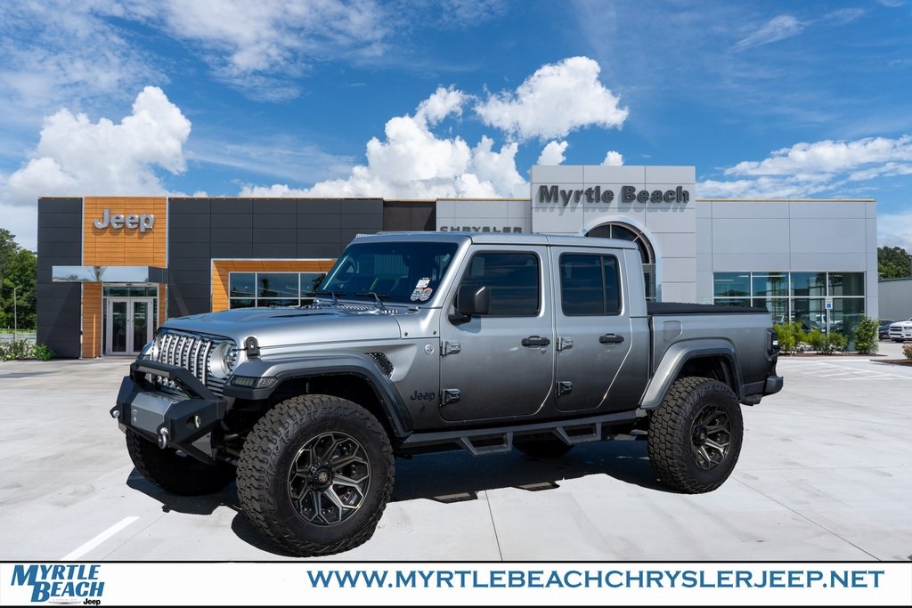 2022 Jeep Gladiator Overland's photo