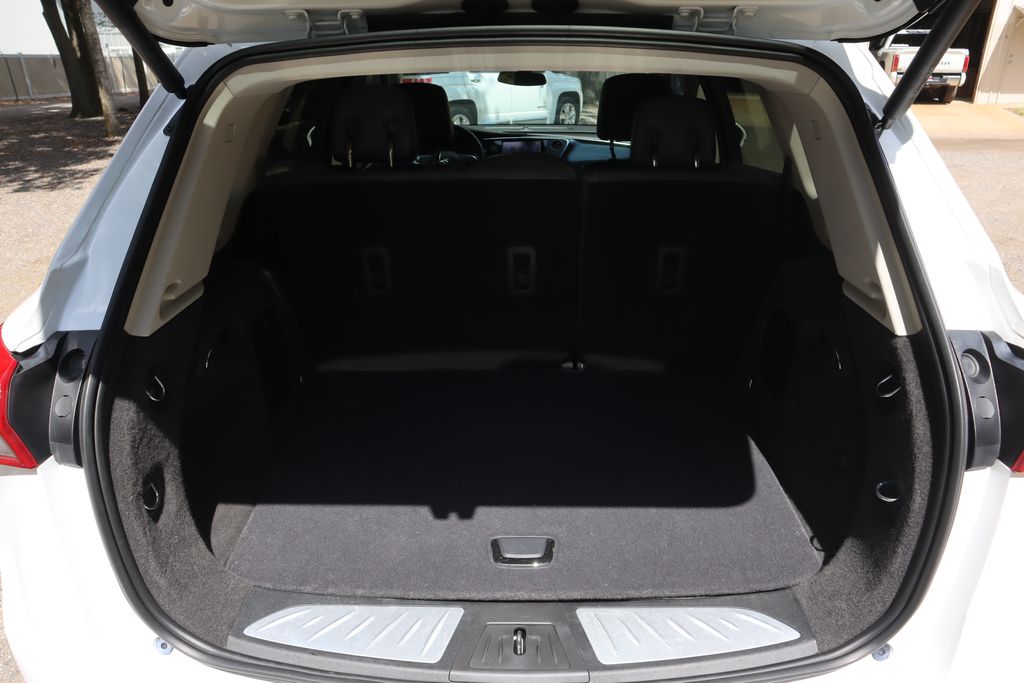 2020 Buick Envision Essence photo 23