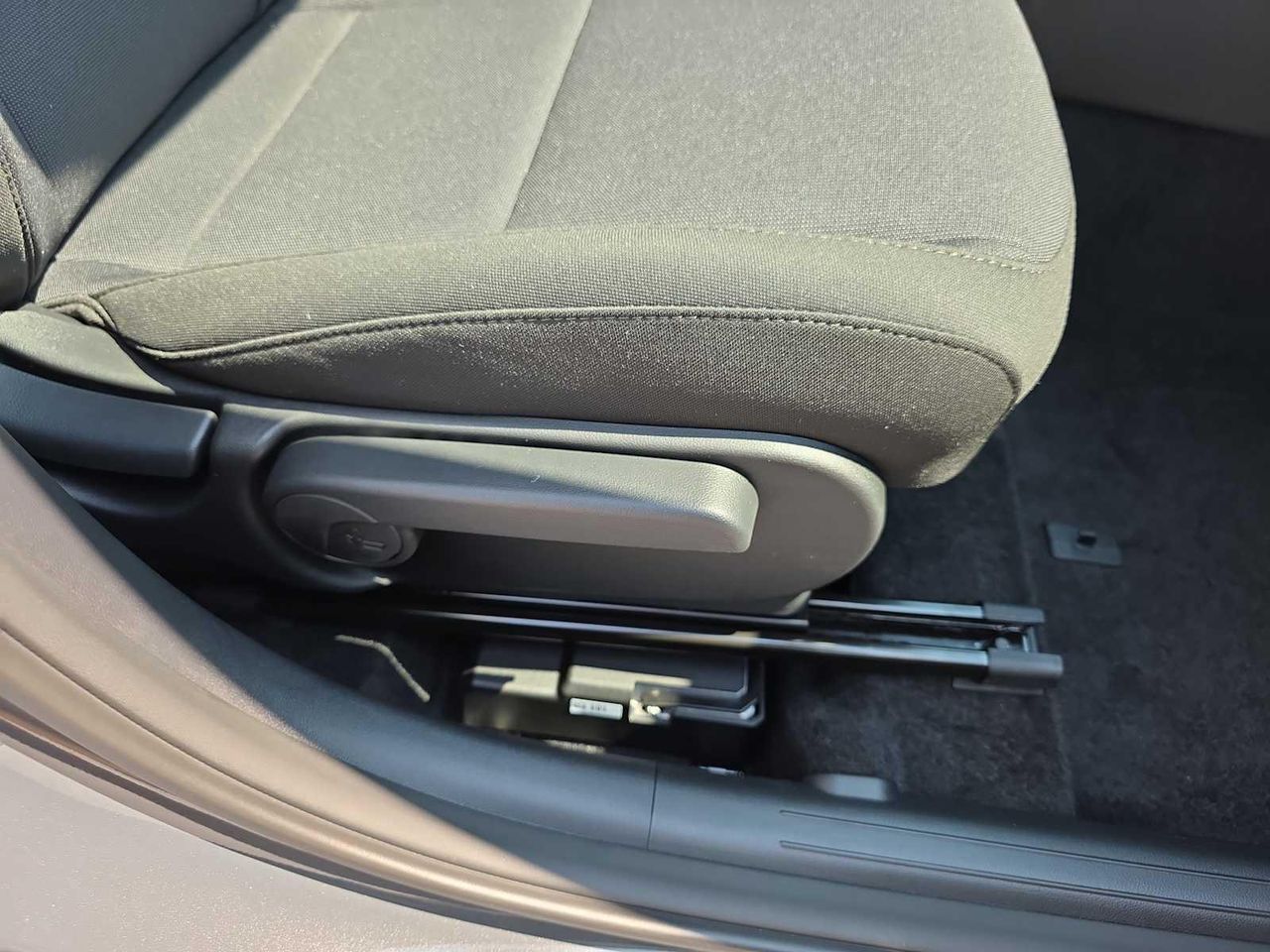 2026 Hyundai Kona SEL photo 21