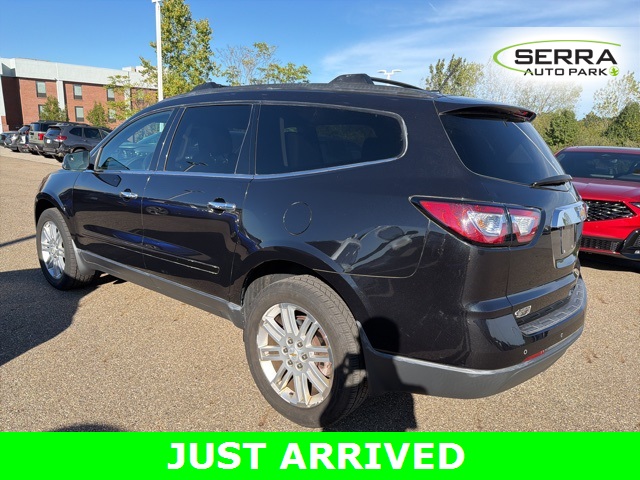 2014 Chevrolet Traverse 1LT photo 3