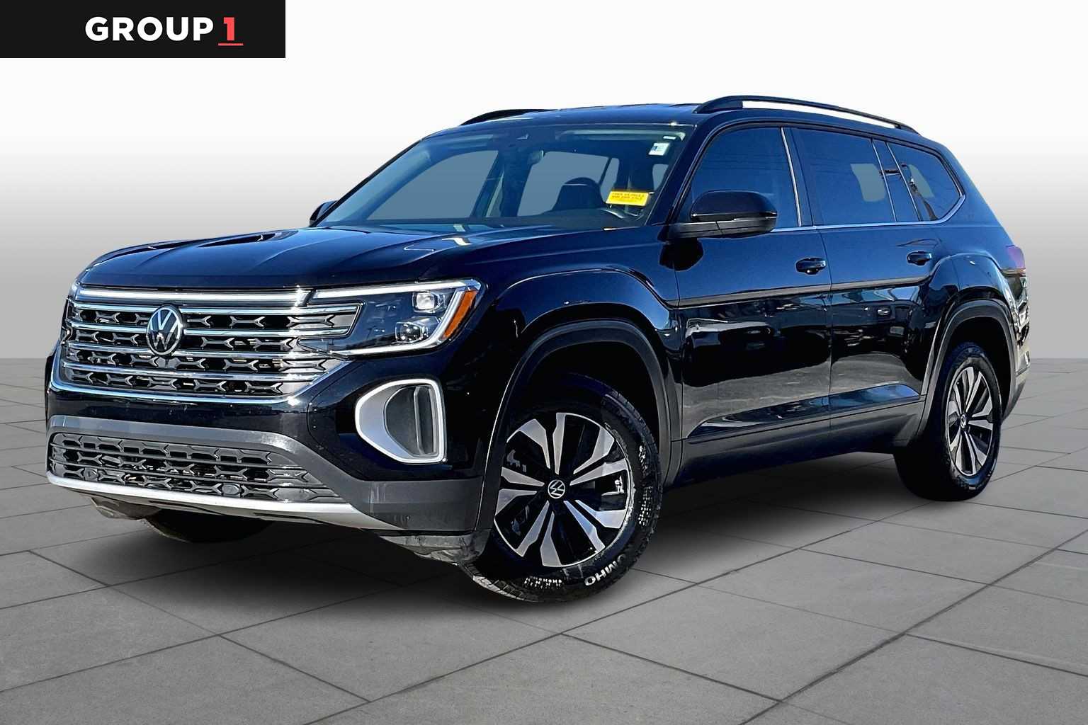2025 Volkswagen Atlas SE's photo