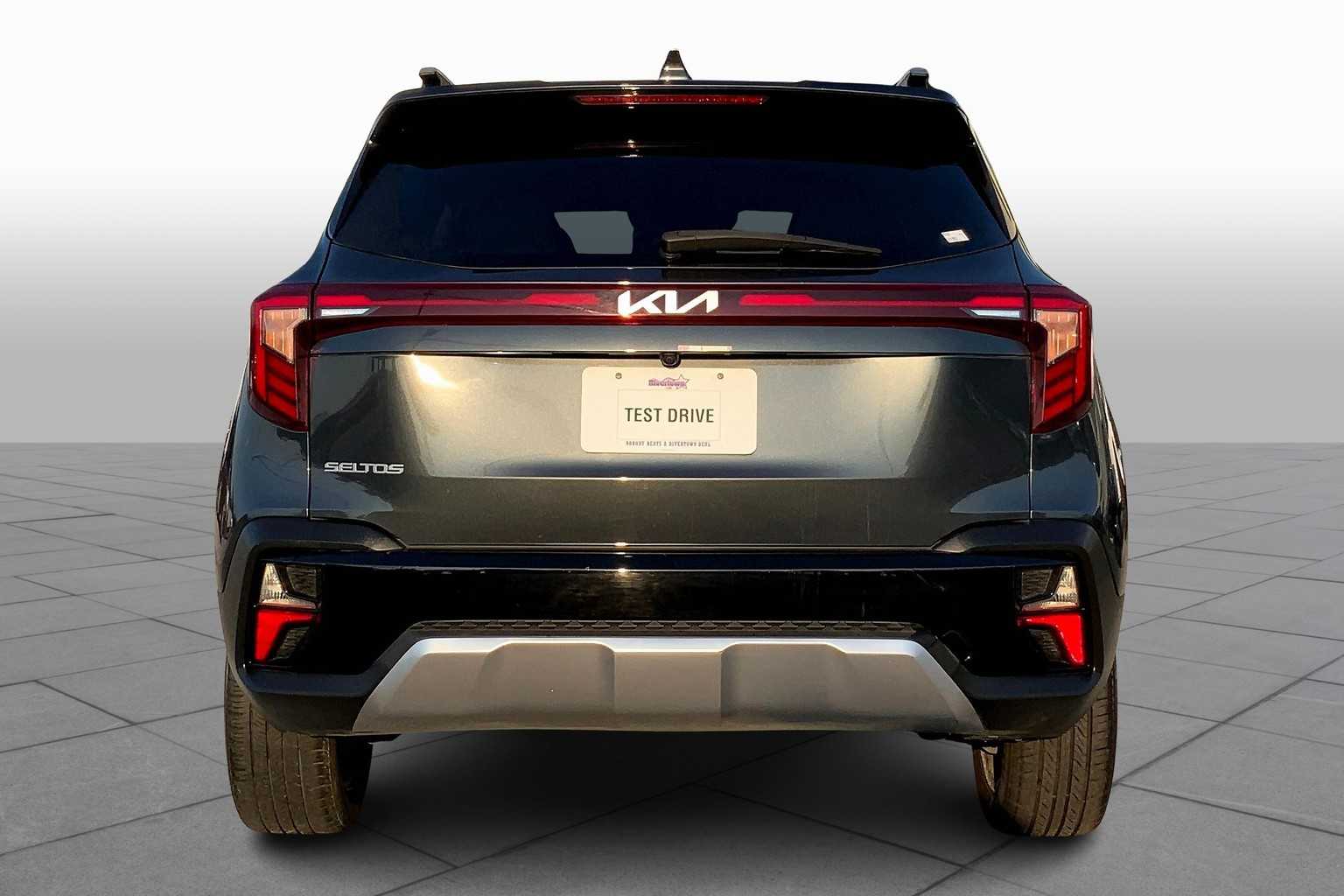 Image of Pre-Owned 2024 Kia Seltos S
