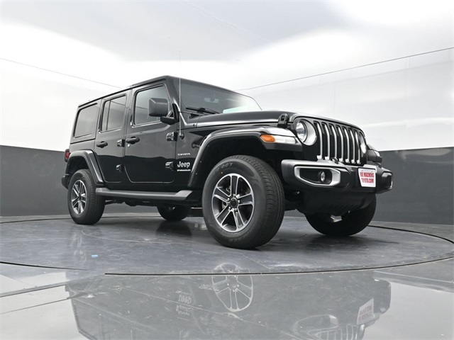 2023 Jeep Wrangler Sahara photo 23