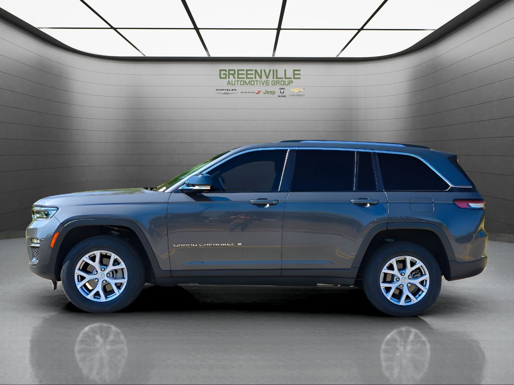 2022 Jeep Grand Cherokee Limited photo 3