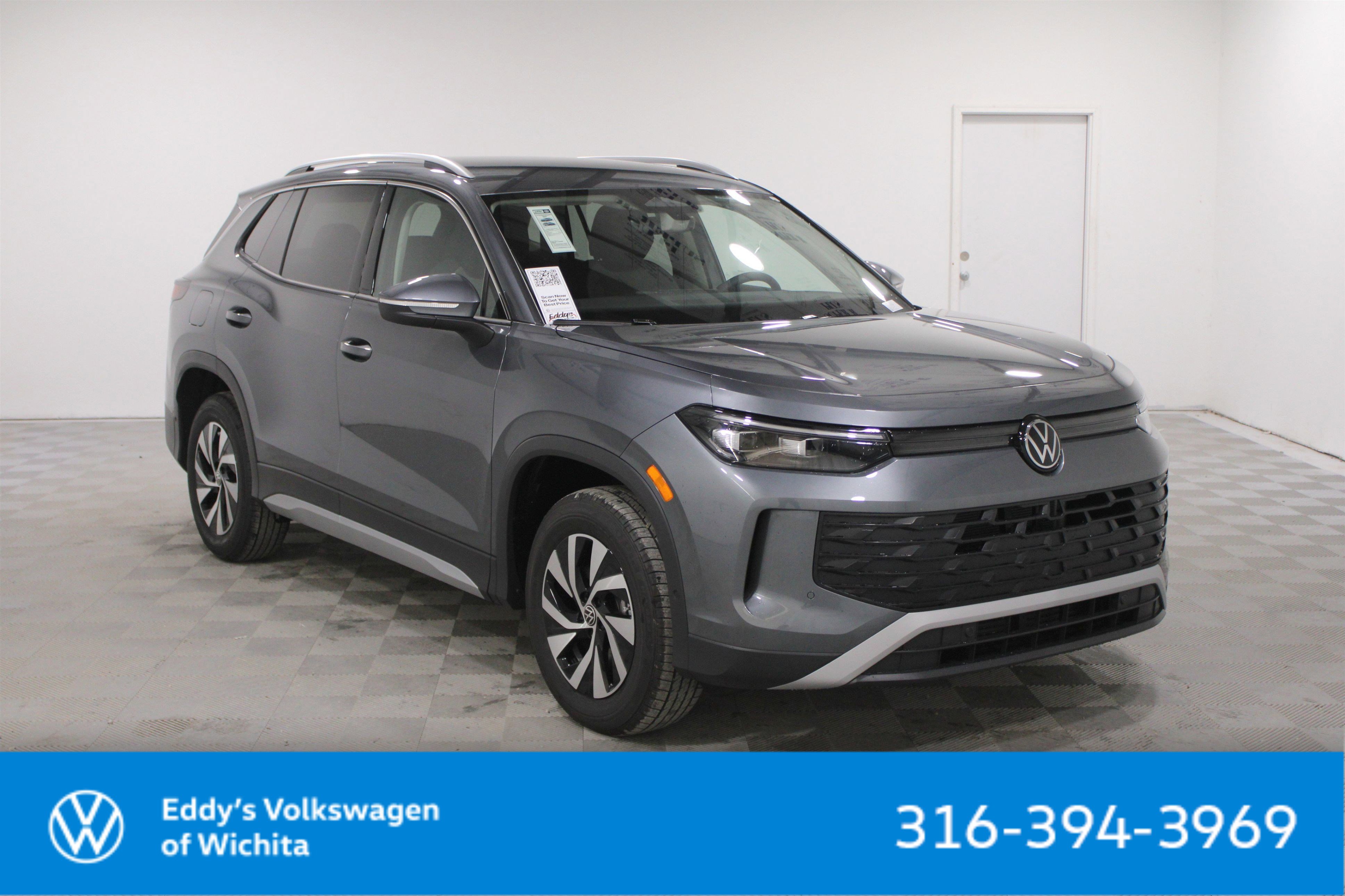 2025 Volkswagen Tiguan S's photo