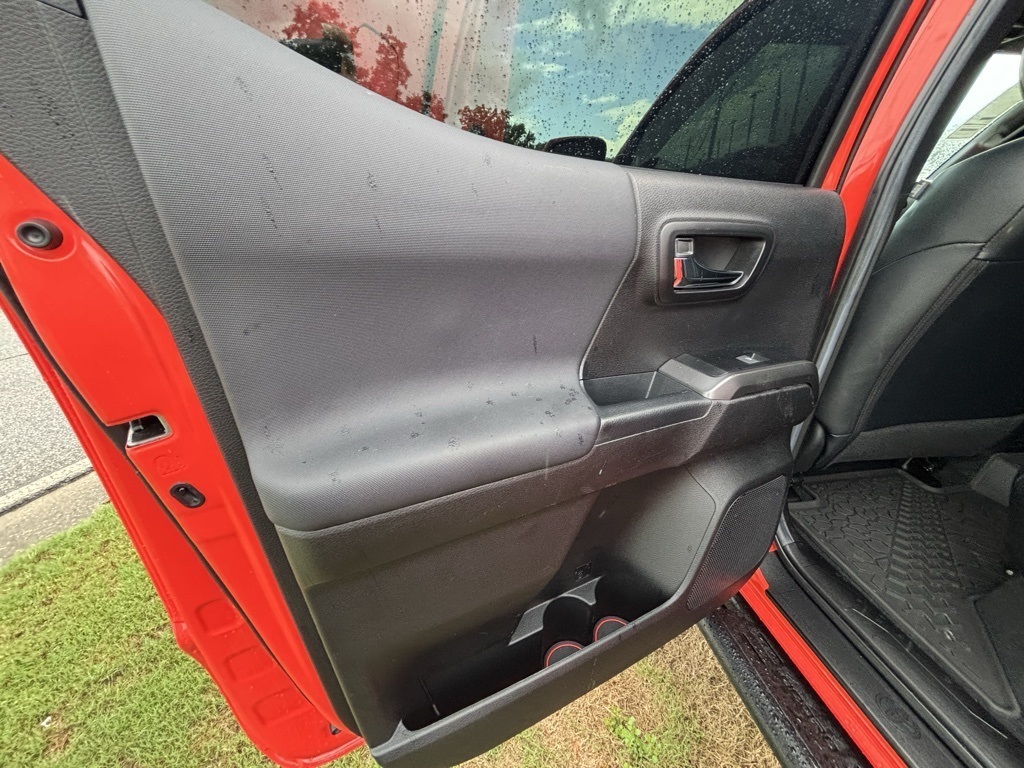 2023 Toyota Tacoma TRD Pro photo 11