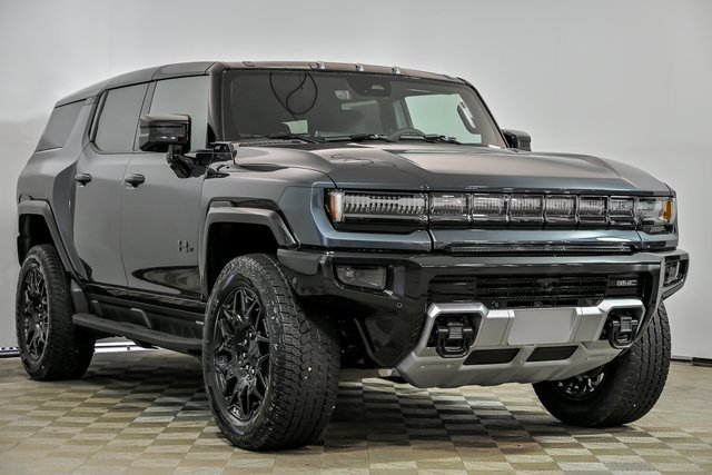 2026 GMC HUMMER EV 2X's photo