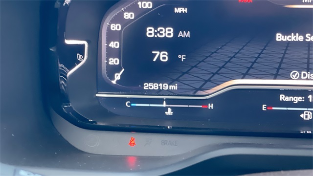 2024 GMC YUKON - Image 12