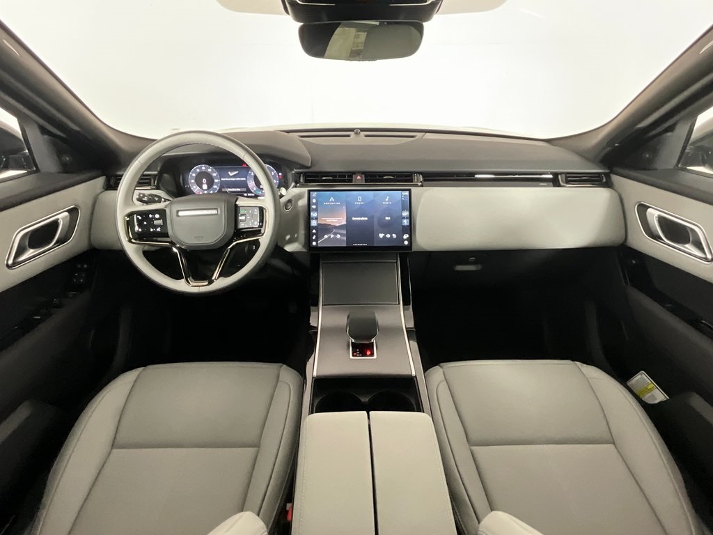 2026 Land Rover Range Rover Velar S photo 4