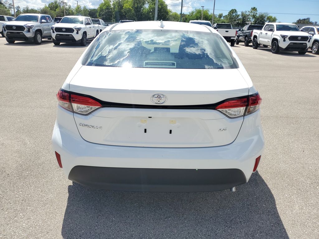 2026 Toyota Corolla LE photo 6