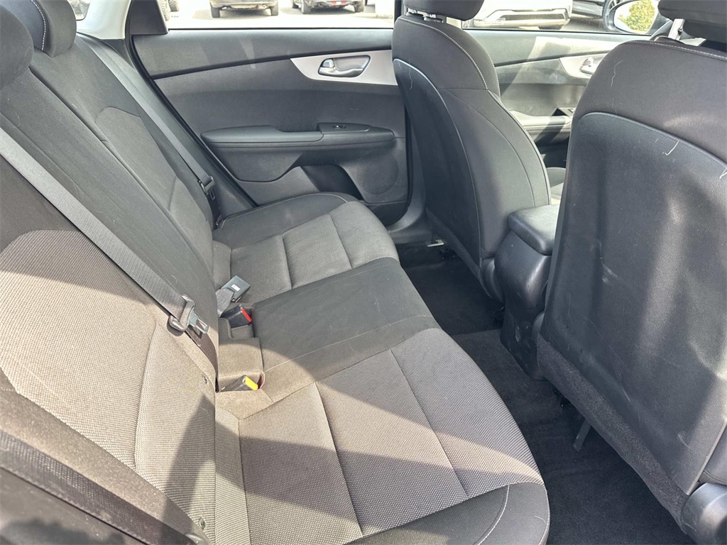 2024 Kia Forte LXS photo 16