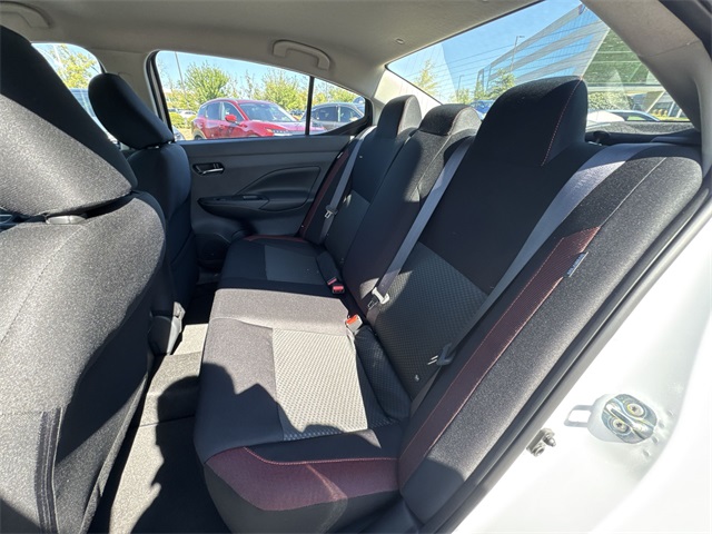 2025 Nissan Versa 1.6 SR photo 21