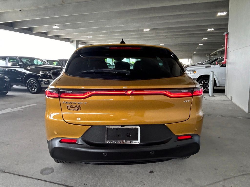 2024 Dodge Hornet GT photo 4