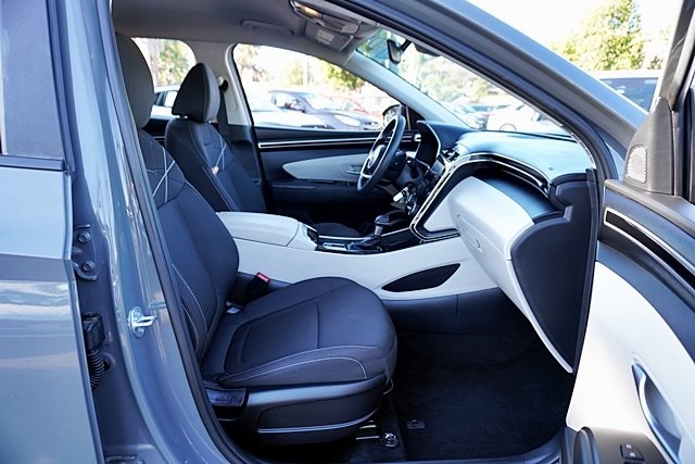 Used 2024 Gray Hyundai SE image 10