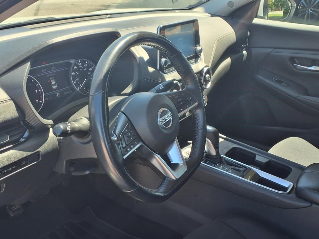 2022 Nissan Sentra SV photo 12