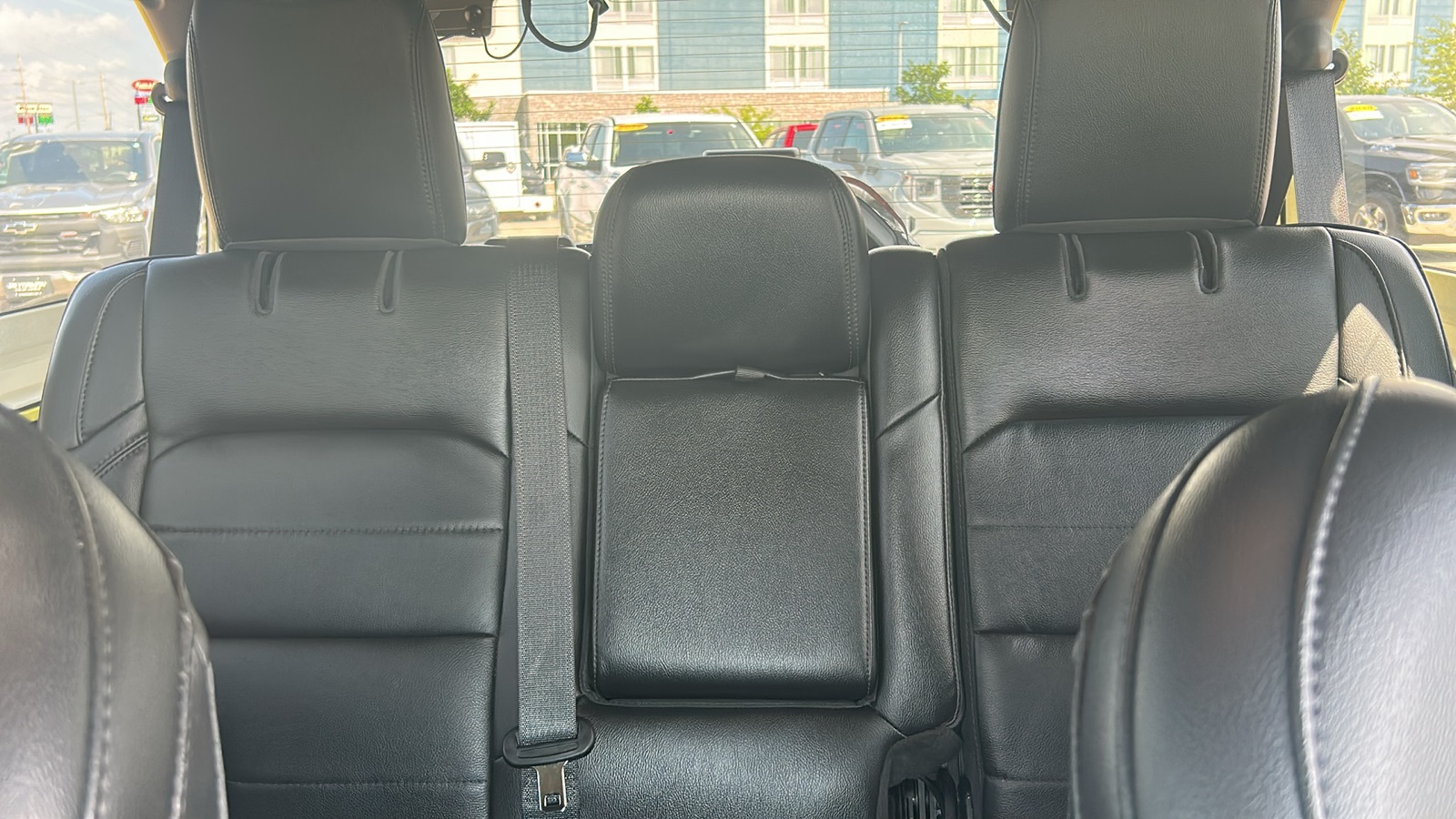 2023 Jeep Wrangler Sahara Altitude photo 14