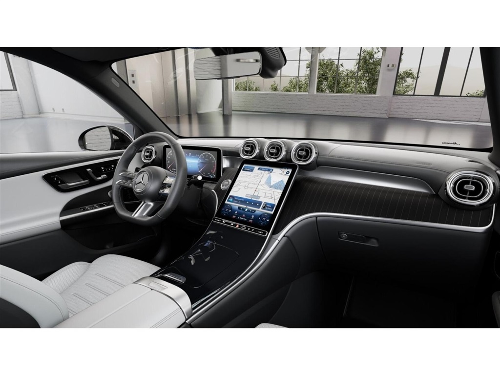 2025 Mercedes Benz GLC 300 4MATIC photo 6