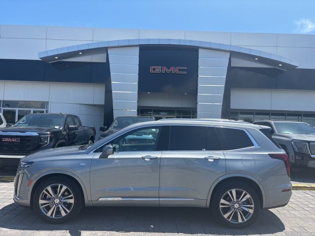 2025 Cadillac XT6