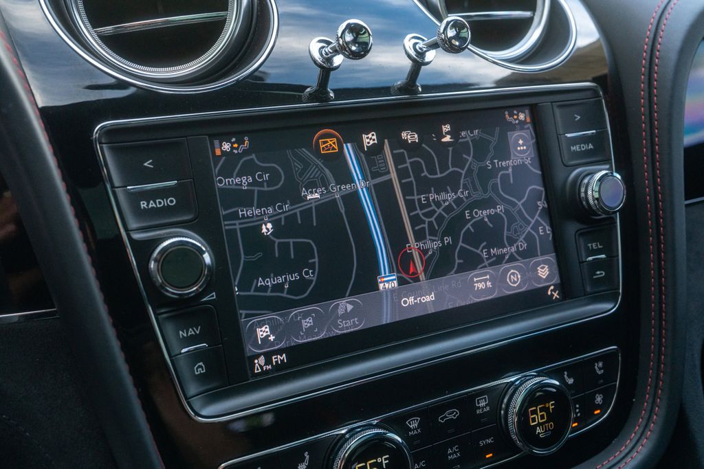 2020 Bentley Bentayga Speed photo 24