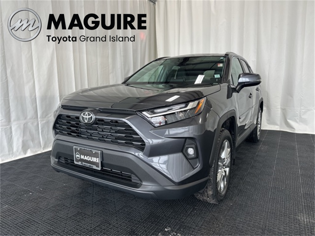 2025 Toyota RAV4 XLE Premium's photo