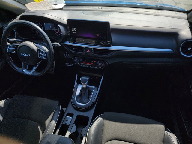 2024 Kia Forte GT-Line photo 32